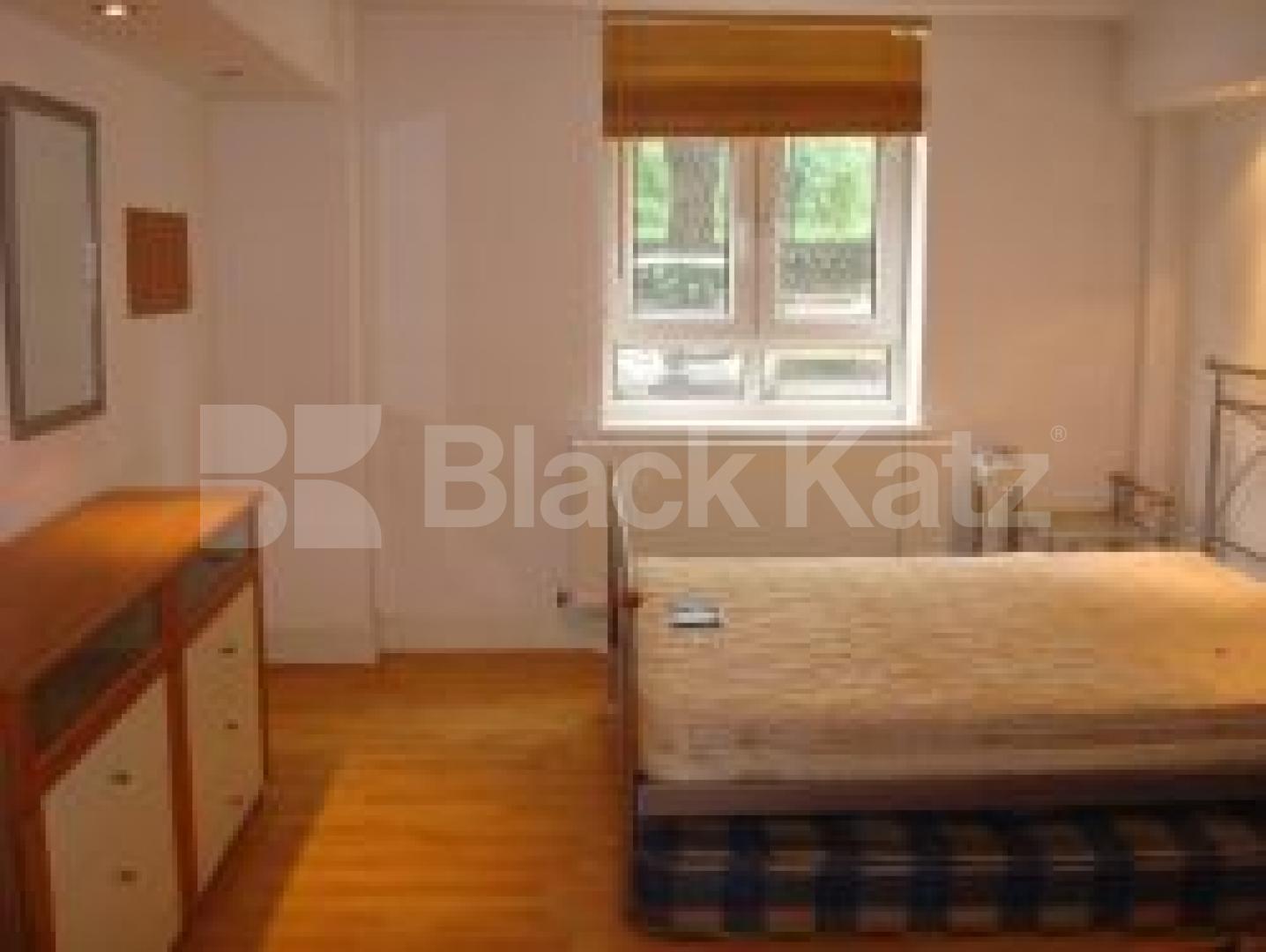 			New Instruciton, 4 Bedroom, 1 bath, 1 reception Flat			 Lancaster Gate, Lancaster Gate